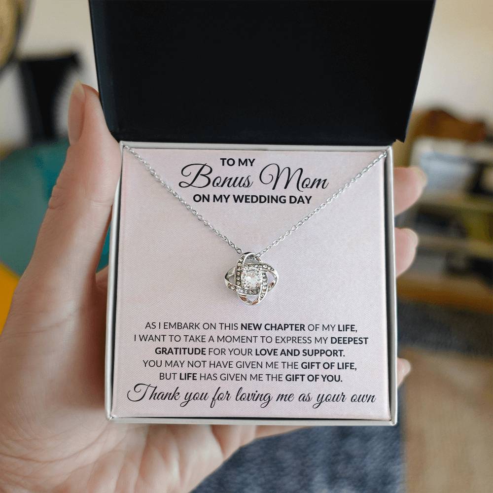 To My Bonus Mom on Wedding Day Love Knot Necklace