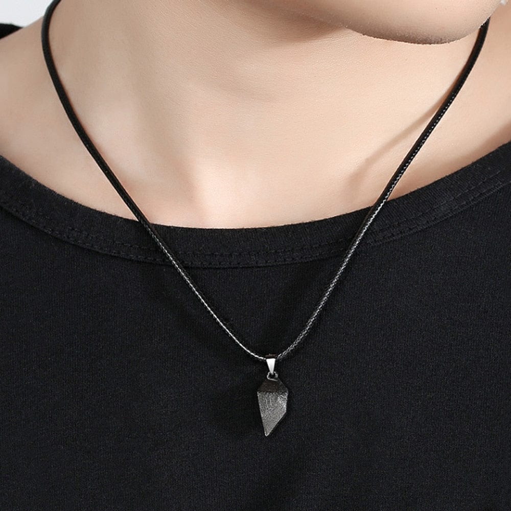 Magnetic Heart-Shaped Necklace | Daughter/Mom, Granddaughter/Grandma, Wife/Husband, Soulmate/Soulmate