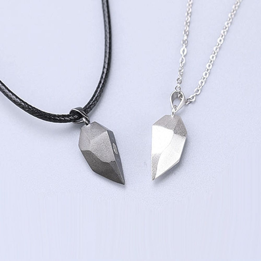 Magnetic Heart-Shaped Necklace | Daughter/Mom, Granddaughter/Grandma, Wife/Husband, Soulmate/Soulmate