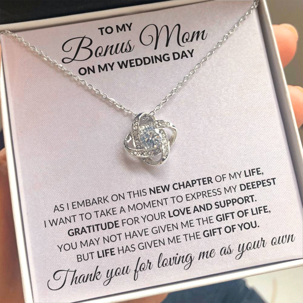 To My Bonus Mom on Wedding Day Love Knot Necklace
